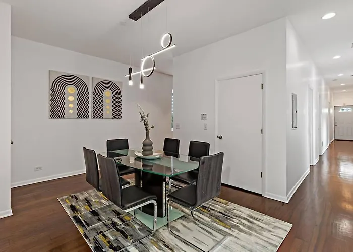 The Penthouse, Lux Near Downtown, Uofc & Appartamento